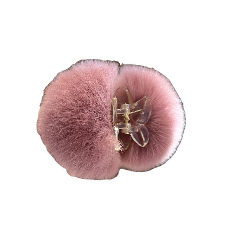 Cozy Fluffy Bunny Fur Hair Claws: Autumn Winter Plush Clips for Bangs & Ponytails.