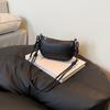 Women Mini Crescent Crossbody Bag Soft PU Leather Shoulder Bag Adjustable Strap Small Underarm Purse Casual Fashion Zipper Handbag