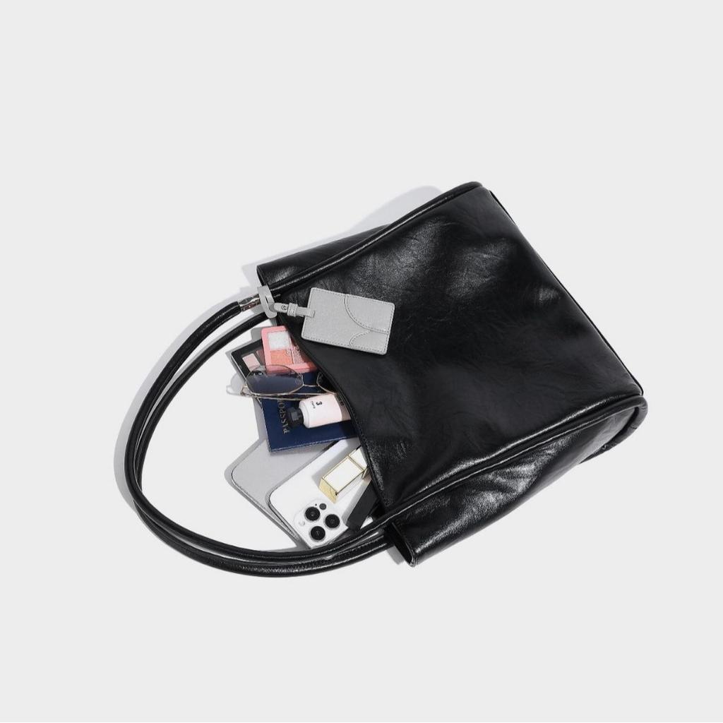 Autumn Winter Versatile New High-End Fashion Large Capacity Tote Bag 2024 Niche Design Commuter Shoulder Underarm Bag