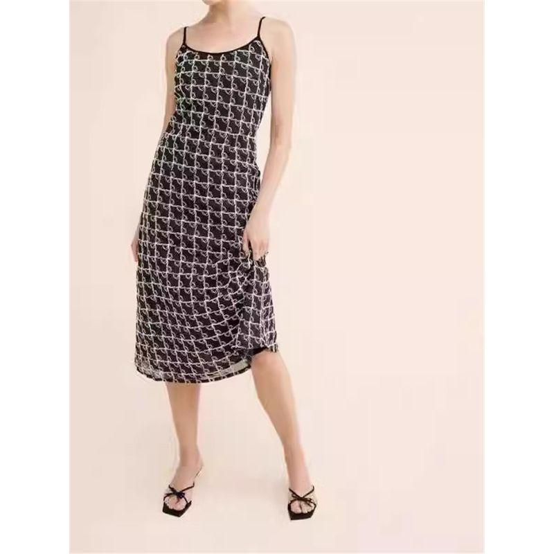 

French style Attractive Black and White Contrast Color Crochet Embroidered A Word Big Hemline Dress Elegant Goddess Temperament Dress Plus size Black and White 2XL