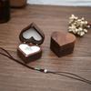 Boîte à bagues en bois de noyer en forme de cœur, support pour bague de fiançailles, boîte de rangement pour bijoux, sans bague
