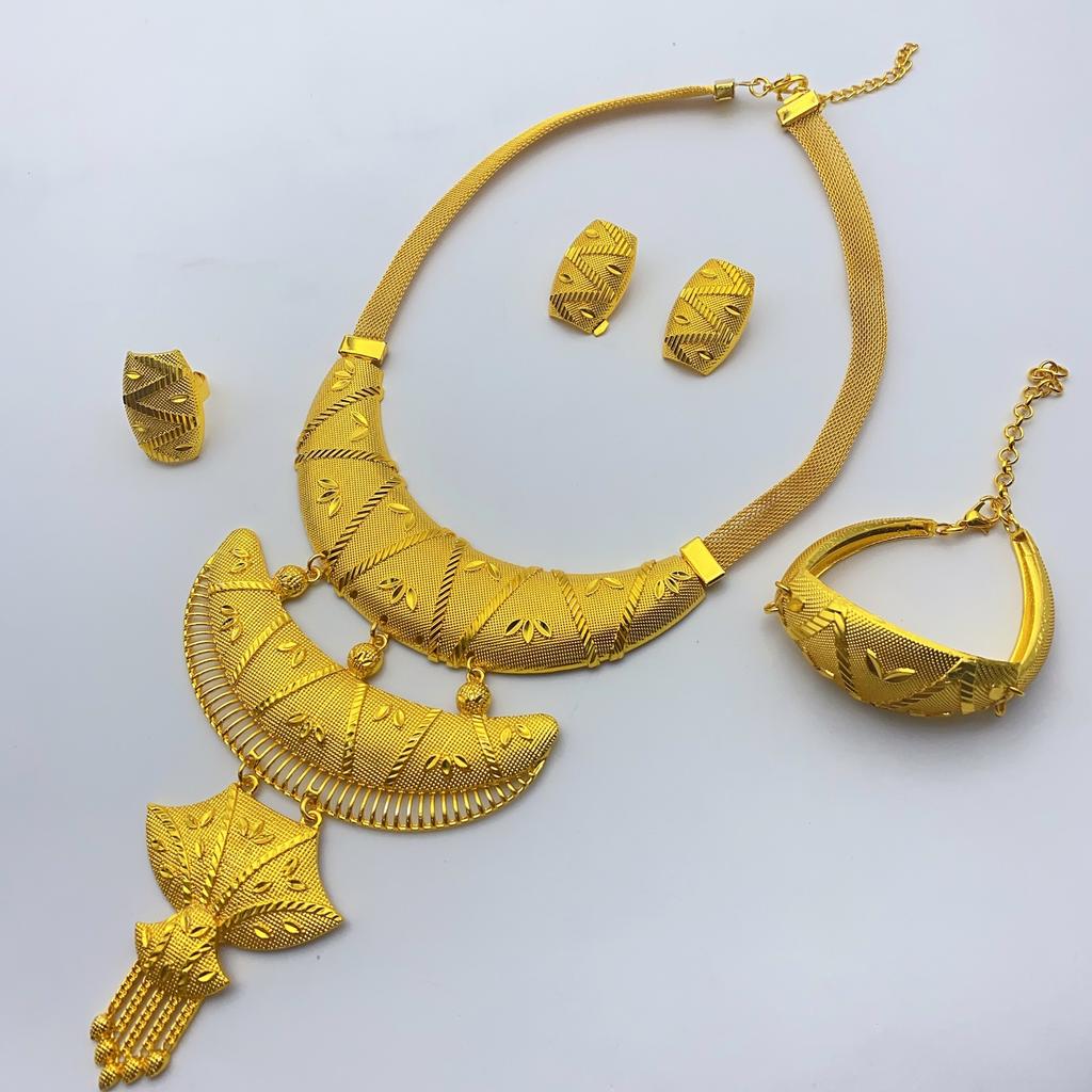 Nytt 24K Guldpläterat Dubai Brudhalsband Örhängen Ring Armband Set Indiska Dam Smyckesset