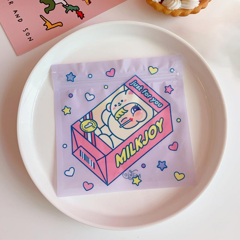 Food Storage Organizer Does Not Take Up Space Easy To Carry 13.5*13.5cm Plastic Cute Cartoon Snack Bag Creative And Cute 4.2g