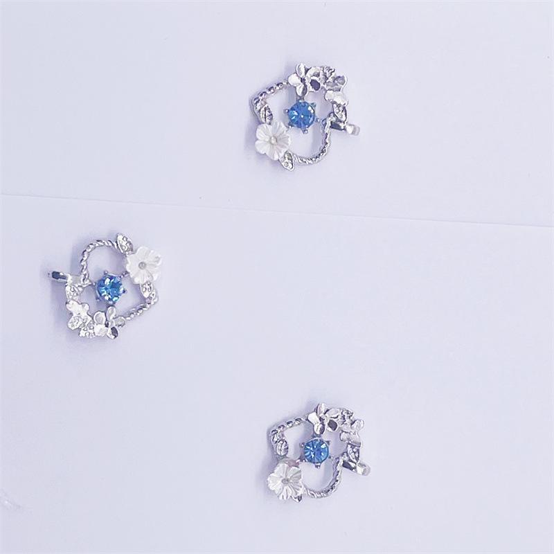

Blooming Heart Fairy Qi Starry Sky Heart-Shaped Necklace Pendant