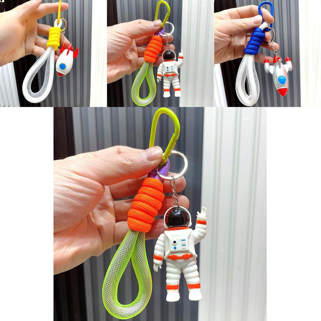 Creative Astronaut Keychain Light-up Sound Plastic Car Key Accessory For Men And Women