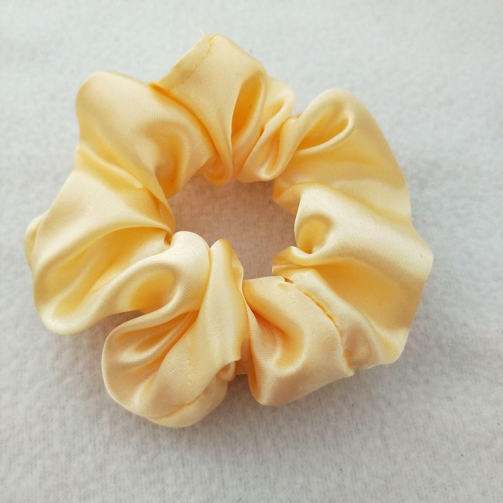 Satin Silk Hair Tie: High-End Women's Rubber Band for Elegant Buns