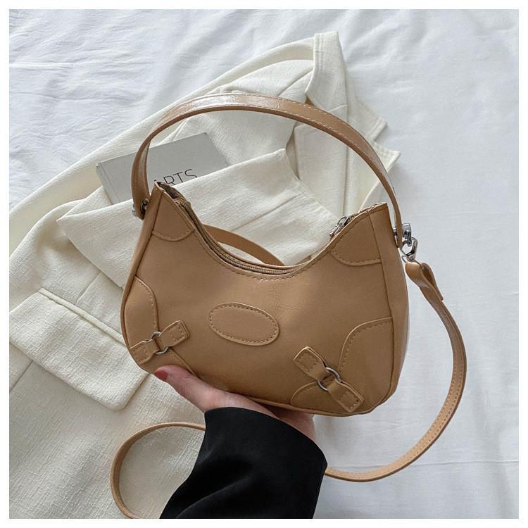 

Classy Car Stitching Pu Shoulder Bag With Zipper Opening For Stylish Everyday Use хакі