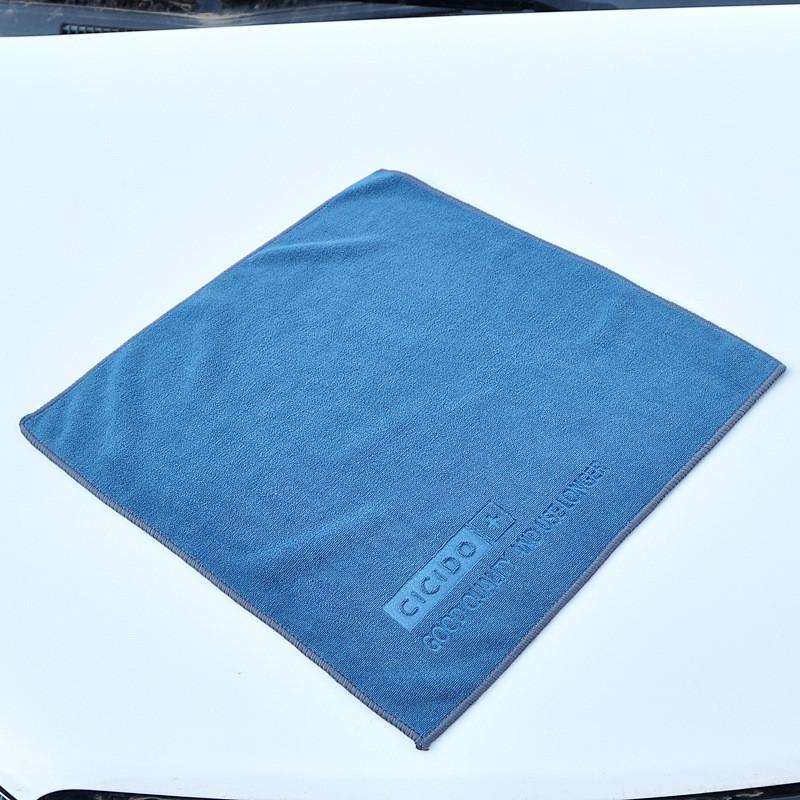 Ultra Soft Microfiber Car Cleaning Towel With Strong Absorption For Outdoor And Garage Use