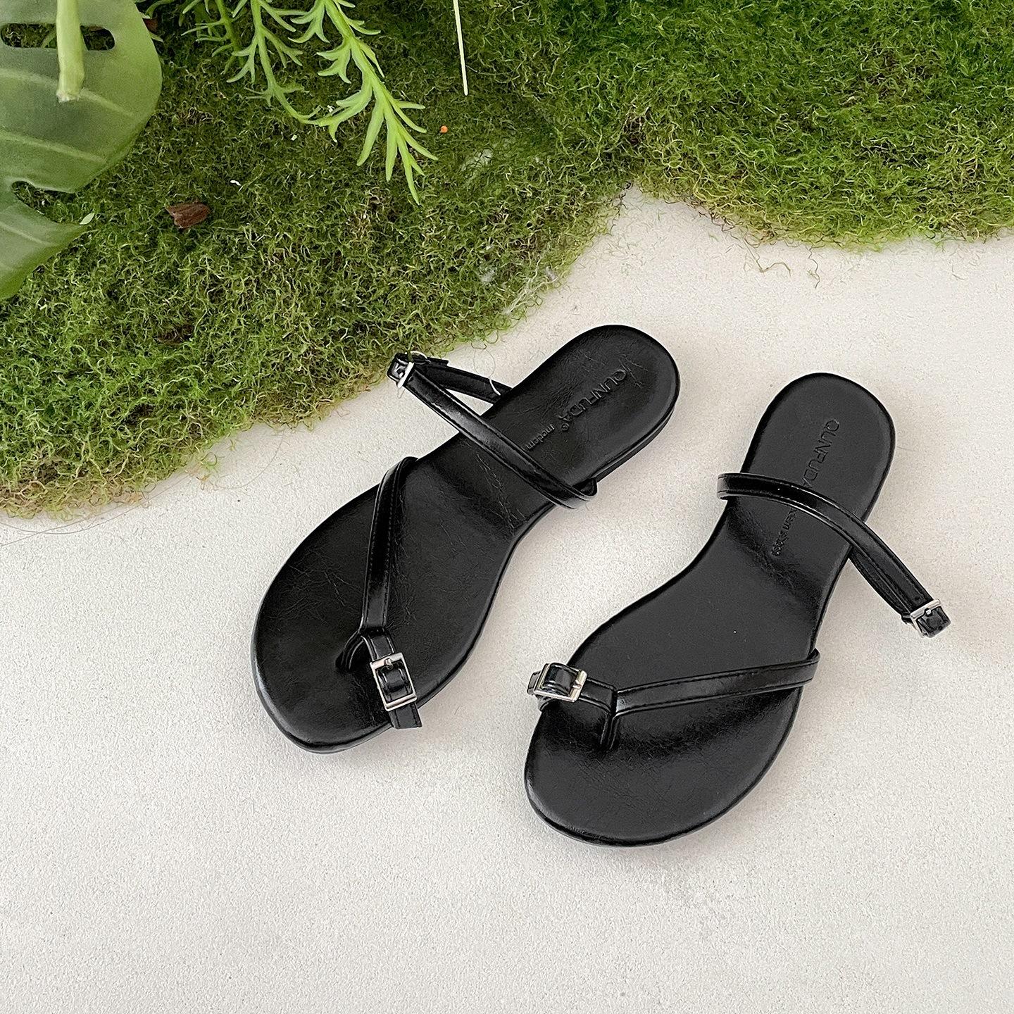 

Queen Fan retro flat-bottomed non-slip cover toe slippers women s shoes summer wear 2025 new models with skirts French cool slippers 40 чорний