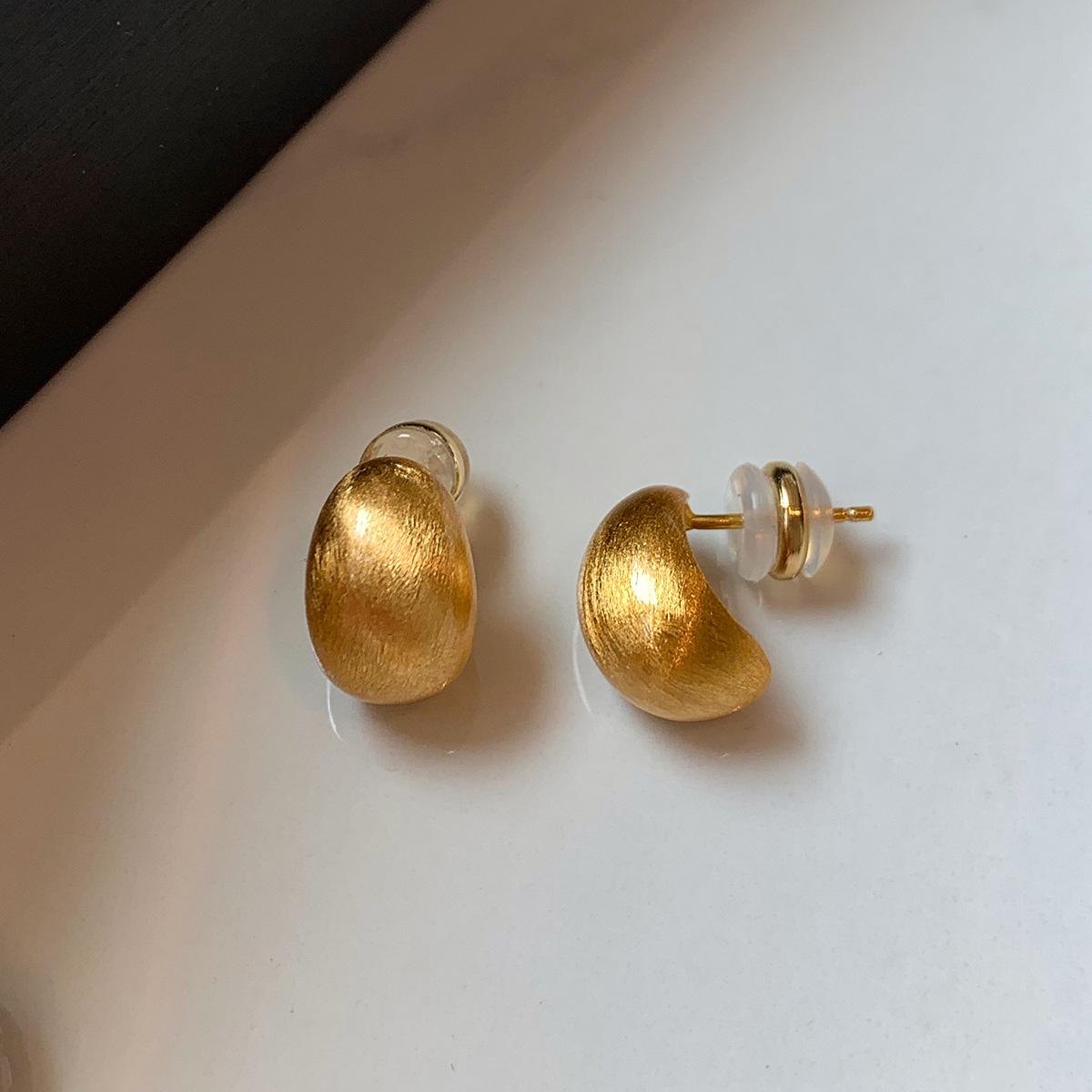 

Gold & Silver Waterdrop Crescent Earrings - Simple, Versatile Luxury for Women