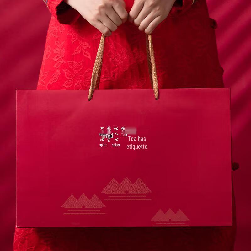 White Jade Porcelain Gaiwan Tea Set with Imported Black Tea