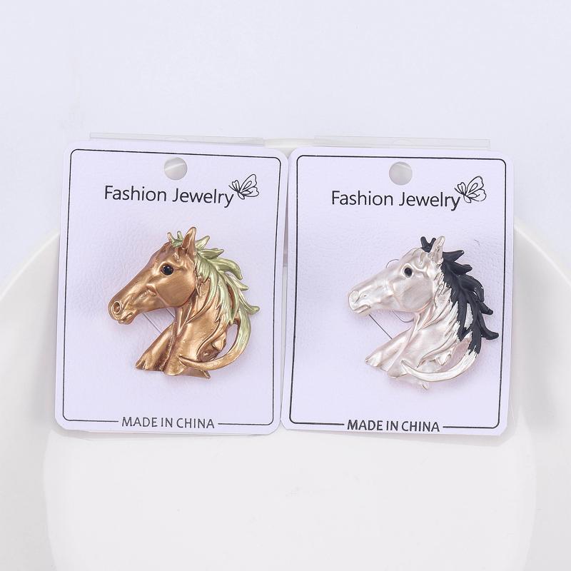 Creative Unique Horse Head Brooch Fashionable And Rxquisite Suit And Overcoat Accessory Simple And Elegant