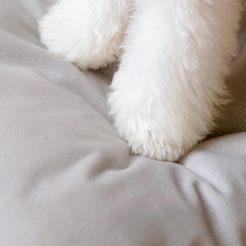 Condo Shape Cats House Bed Tent for Indoor Small to Large Cats Machine Washable Ultra Soft Cushion Anti-Slip Bottom