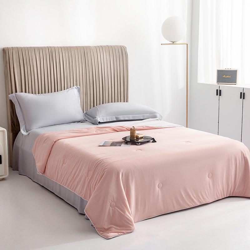 Silk-Like Summer Cooling Quilt - Lightweight, Washable, Luxurious Comfort
