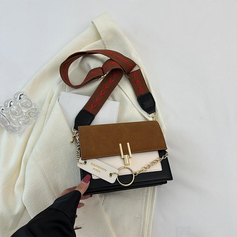 Commuter shoulder bag casual personality simple retro small bag fashionable small square bag beautiful messenger bag