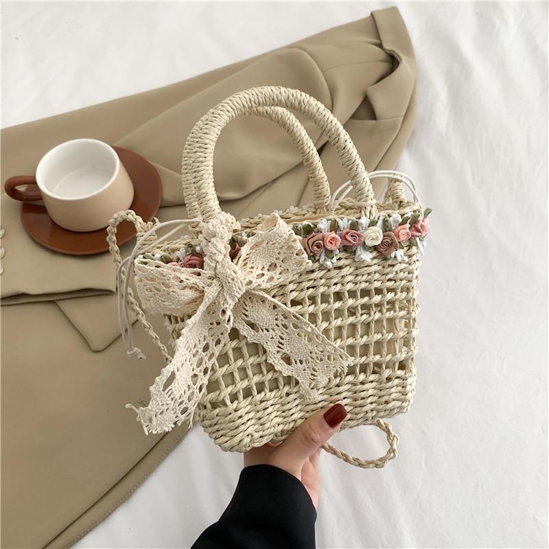 Handwoven Messenger Bag Rattan Flower with Lace Bow Design Shoulder Bag Portabl Storage Crossbody Handbag for Daily Leisure CLE