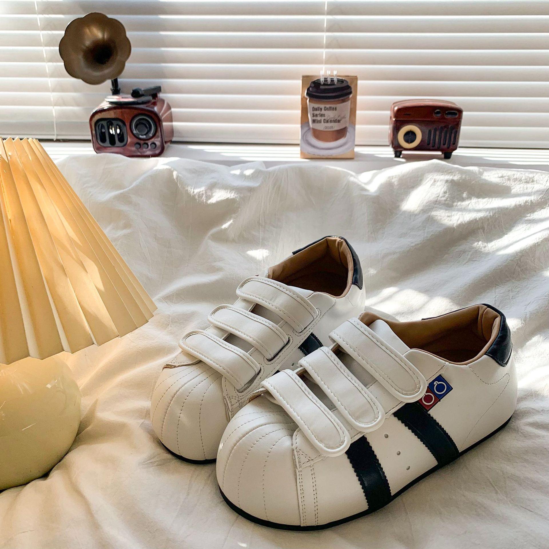 

BBL реплика мультяшные повседневные кеды женские 25 новые белые кеды на плоской подошве на липучках легкие дышащие трендовые женские кеды 40 белый