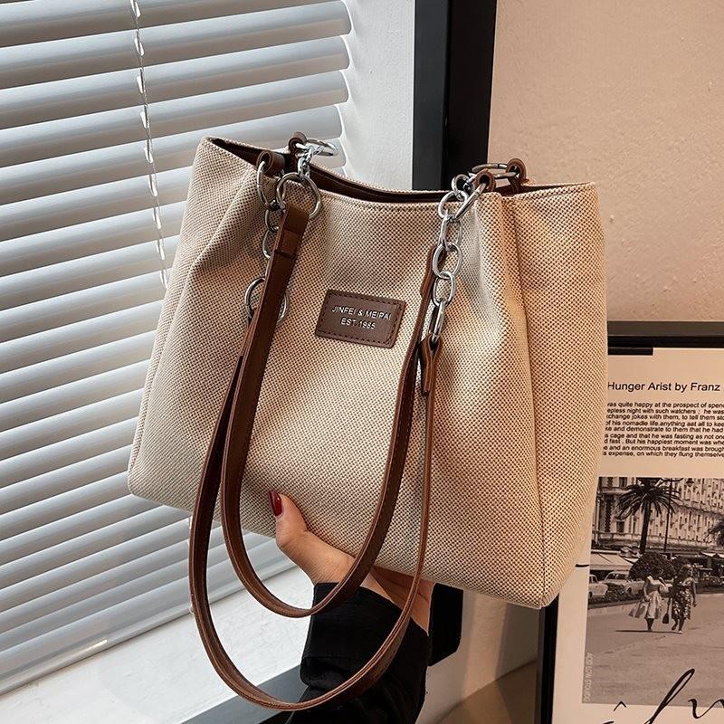 Large Capacity Versatile Canvas Tote Bag For Women Stylish Commuter Shoulder Bag In Brown And Black