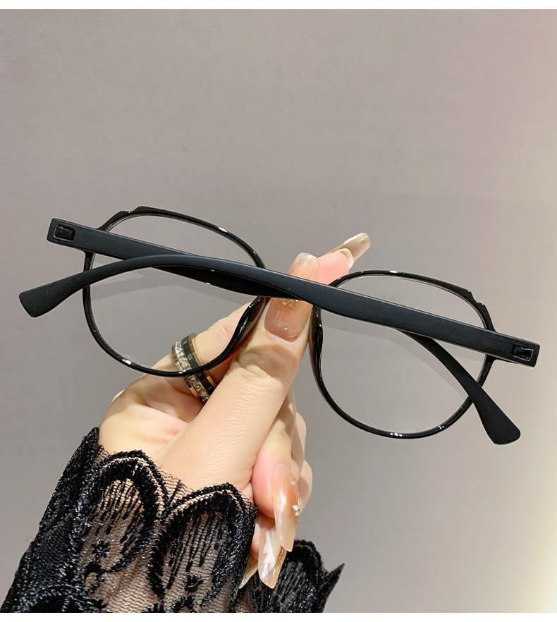 Fashionable Round Ultra Light Reading Glasses Women Anti Blue Light Purple Big Frame Presbyopia Glasses Men Eyewear +1.0 +1.5