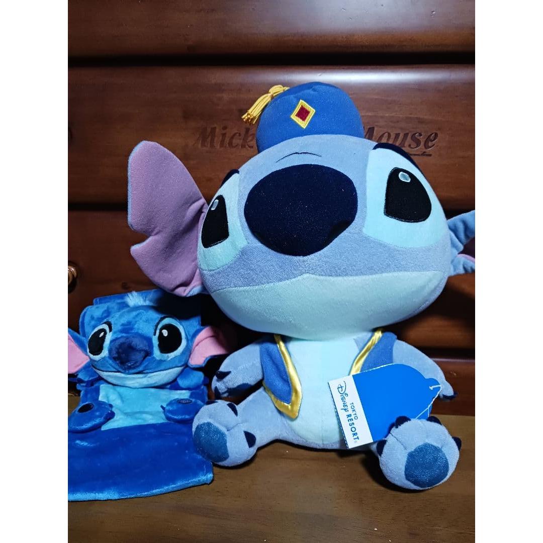 Price reduction! Disney Park Exclusive Stitch Plush Toy/Paper Holder Set