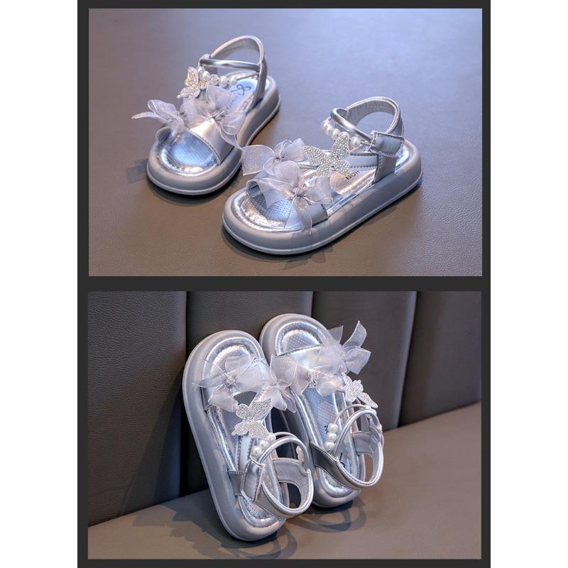 Girls' Summer Sandals, Pearl and Bowknot Princess Shoes for Girls, Children's Versatile Soft-Soled Beach Sandals.