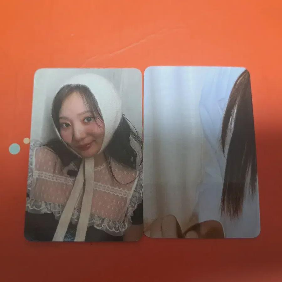 

Щека Красная Подростковая Веселая Карусель Фока Ан Джи-Ён Фотокарточка