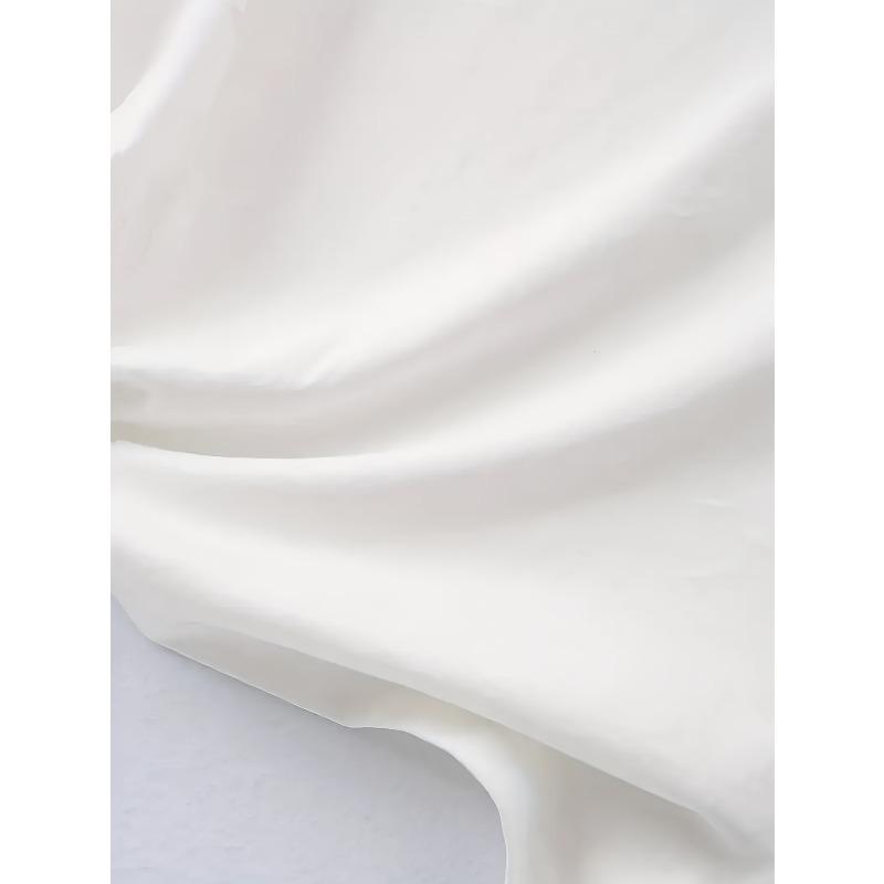 Women's Casual Short-sleeve Round-neck T-shirt with Red Floral Print - the Perfect Choice for Spring and Summer