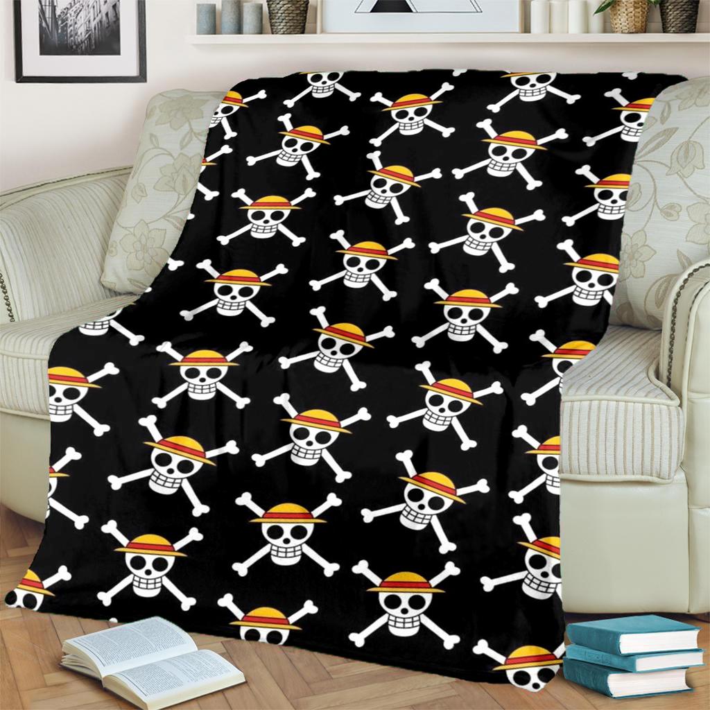 "ONE PIECE" Cartoon Flannel Blanket Comfortable Warm for Bedrooms, Sofas and Travel