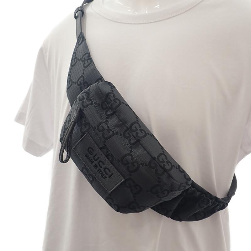 GUCCI  767934 body bag black/gray mens