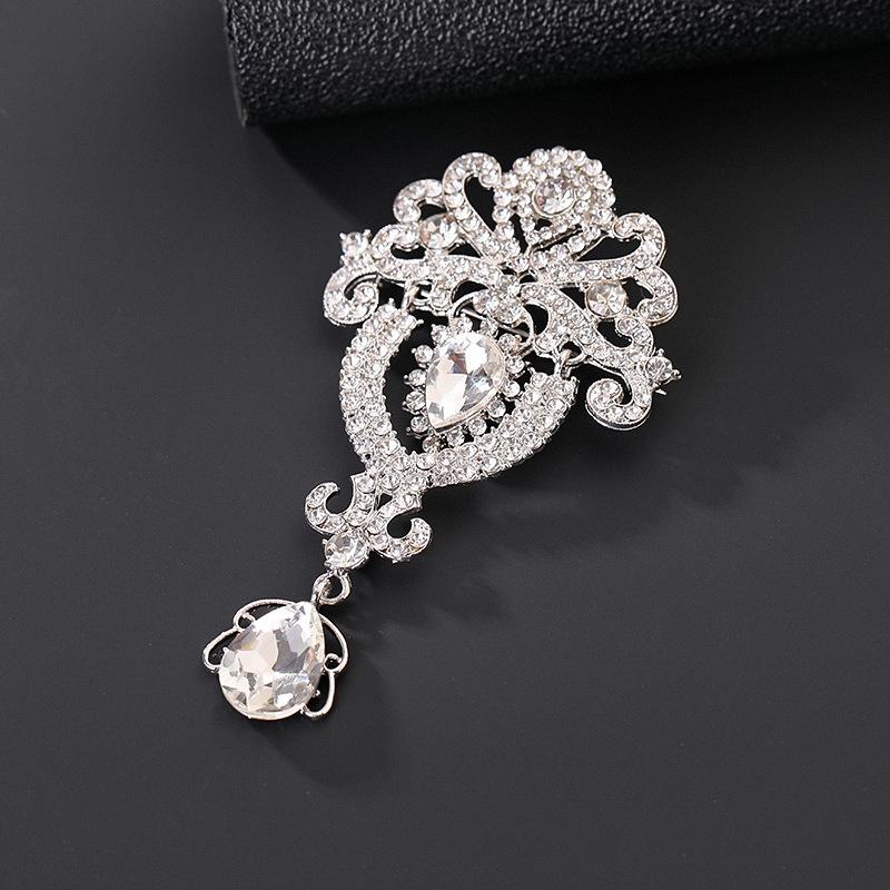 Creative and Exaggerated Rhinestone Crown Brooch Women s Light Luxury Pendant Brooch Baroque Court Feng Alloy Jewelry Trendy