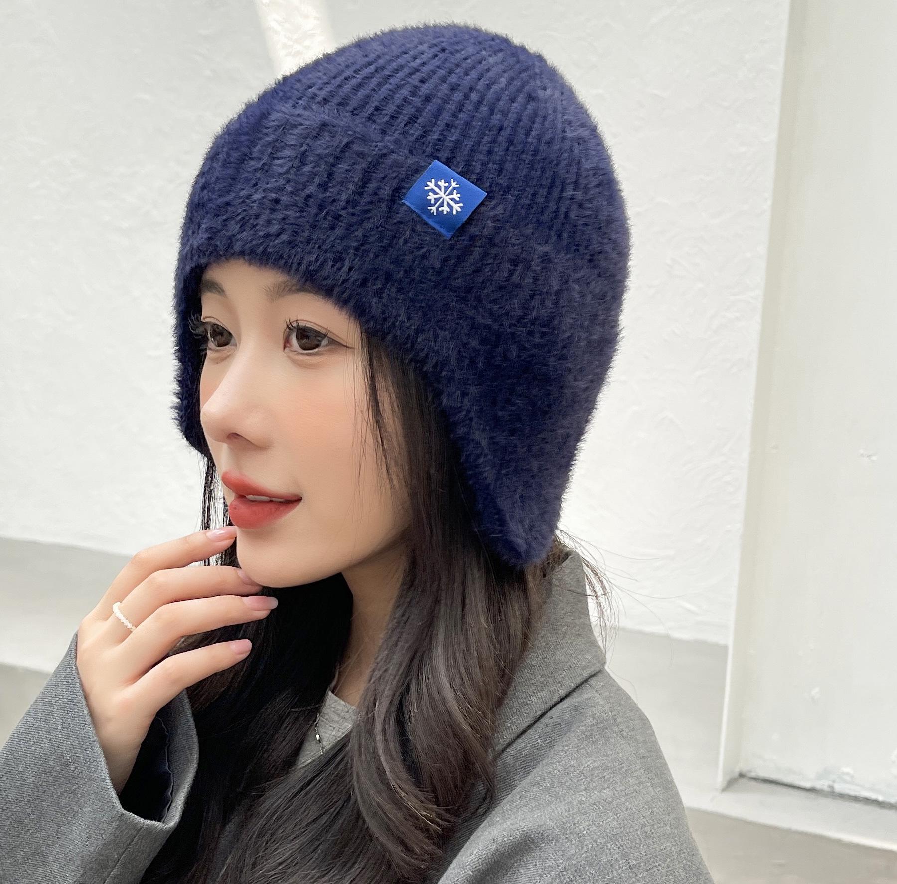 

Женская вязаная шапка-бини из искусственного меха норки 2022: Стильная, теплая зимняя шапка однотонных цветов темно-синий