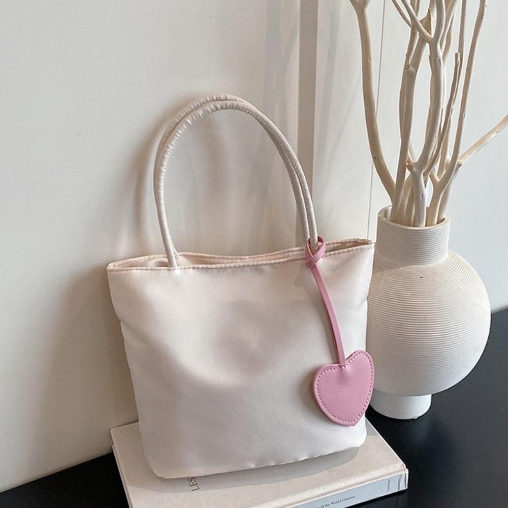 Mit Herzanhänger Unterarmtasche Koreanischer Stil Oxford-Stoff Umhängetasche Nylon-Tragetasche Damen