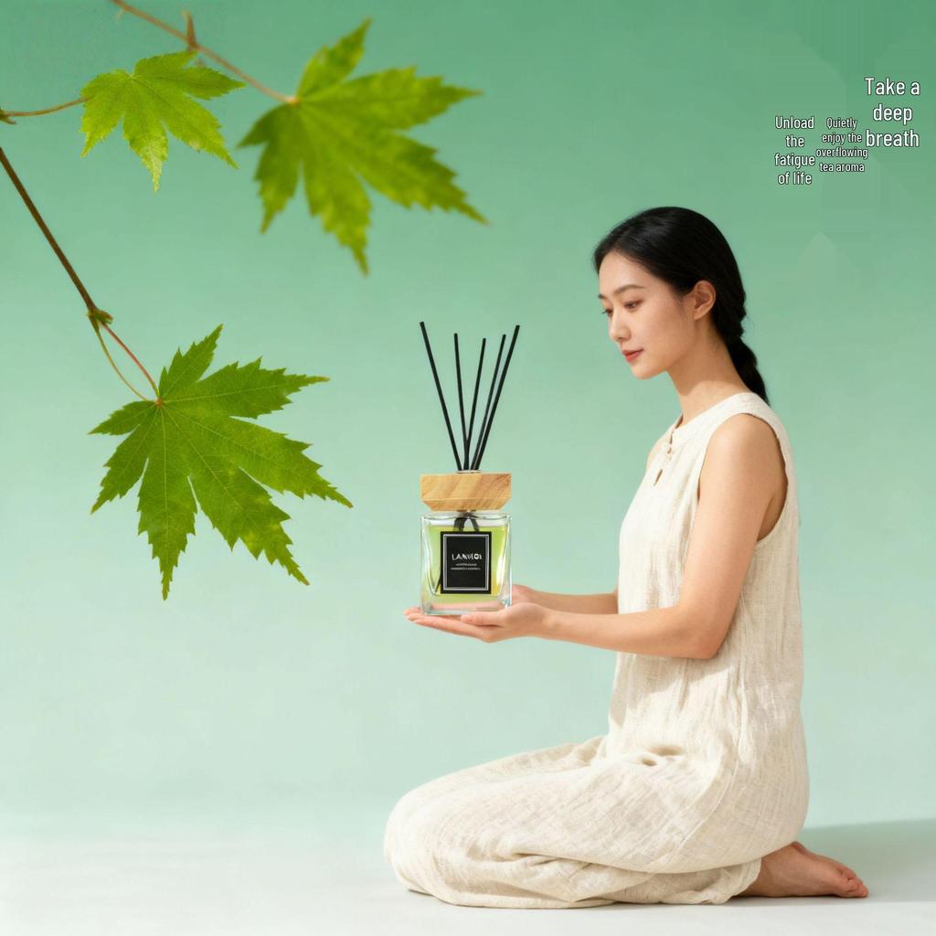 200ML Flameless Aroma Diffuser with Wooden Lid for Home, Hotel, or Living Room - Long-Lasting Essential Oil Fragrance