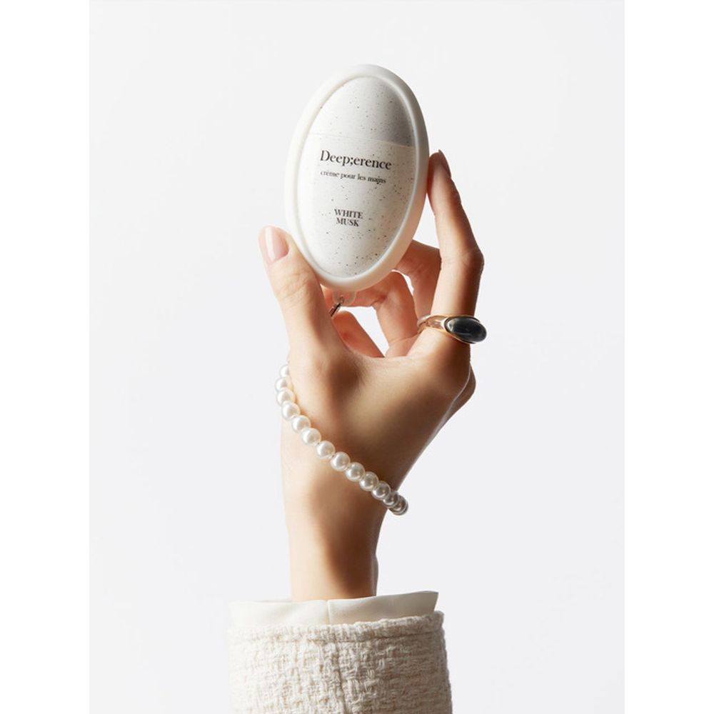 

DEEPERENCE [Ограниченная серия] Чехол-брелок с жемчужным ремешком single