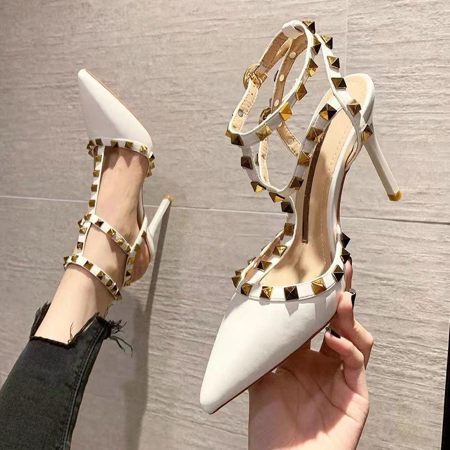 Pure Desire Ceiling Thin Heel 2025 Spring New Pointed One-word Buckle Rivet Patent Leather European and Korean High Heels Bag Head Sandals