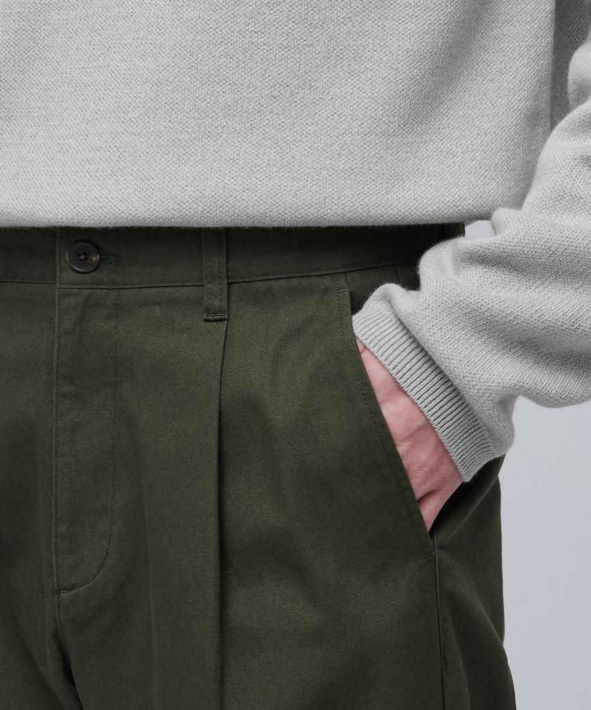 MUSINSA STANDARD One-Pleat Regular Fit Chino Pants [Khaki]