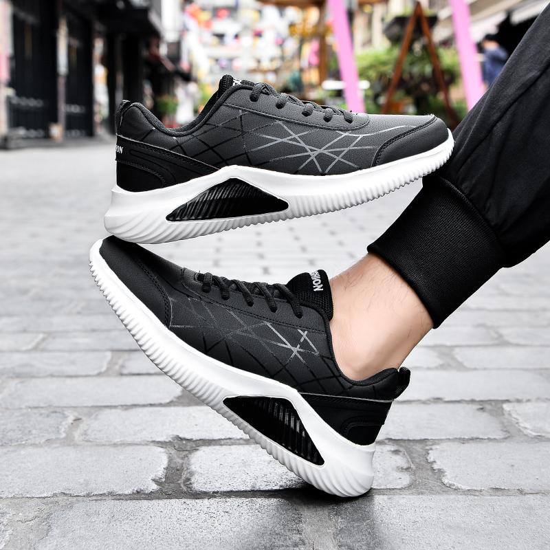 2025 Black New Men Casual Sports Shoes Breathable Outdoor Running Shoes Comfortable Thick Bottom Fashionable Climbing Femininos