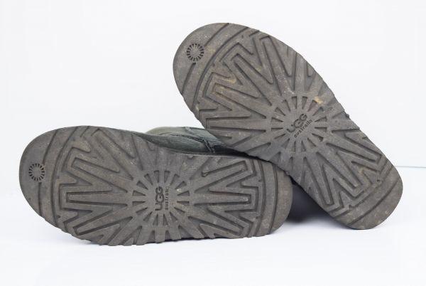 UGG Australia/CLASSIC SHORT/Leather Mouton Boots/22.0/Black/Women’s/Inner Fur/Short Boots(USED)