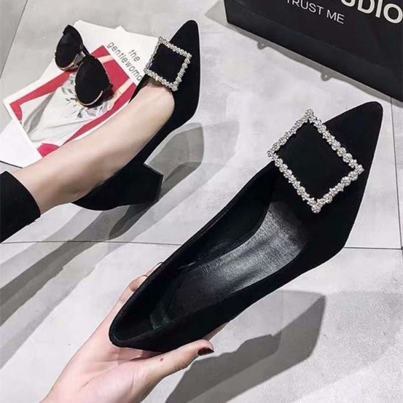 Shoes female student Korean version 2025 spring and autumn new light mouth versatile black work shoes buckle thick heel high heels women