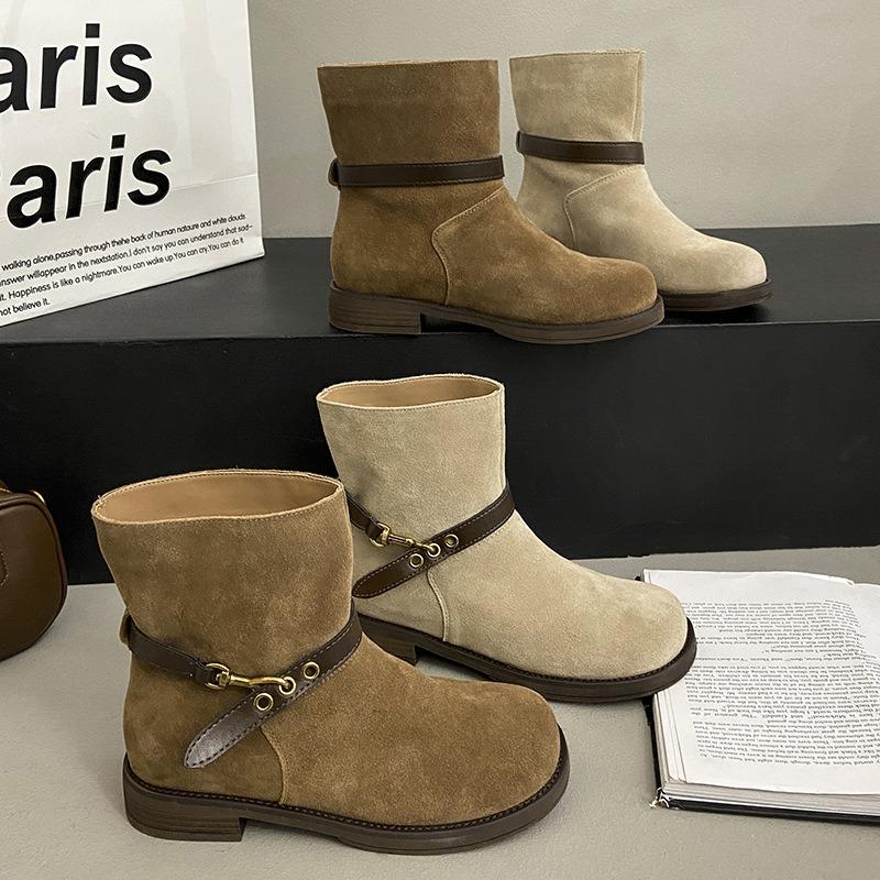 Women's new autumn and winter Martin boots, retro medium tube stacking boots, thin fashion boots, thick heel flat bottom short boots.