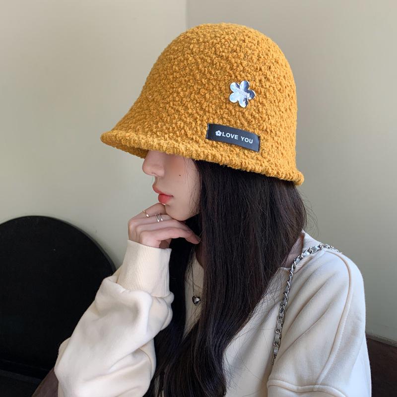 

Новая осенне-зимняя шляпа для женщин, металлическая этикетка, имитация овчины, шляпа-рыбак для зимы, теплая, маленькая шляпа-ведро, подчеркивающая лицо One Size