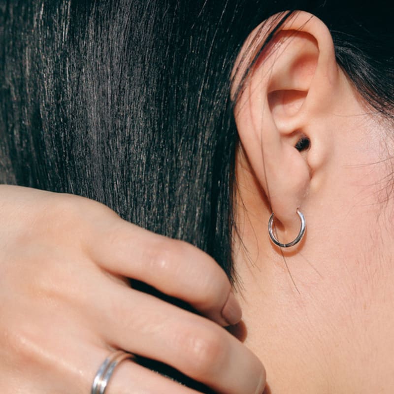 

Buttering BE0037 silver925 EARRING FREE