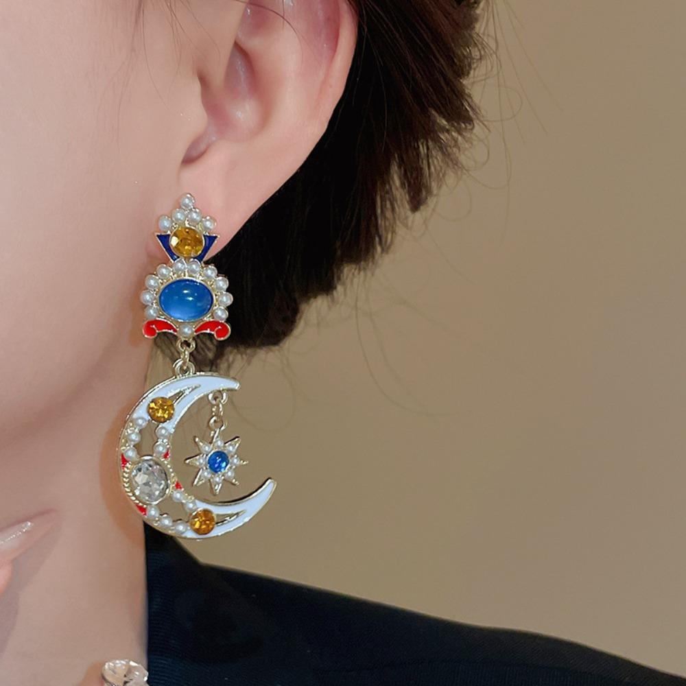 Ear Jewelry Star Pendant Earrings Light Luxury Moon Stud Earrings Vintage Earrings Women  Female
