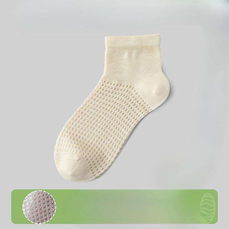 Female Spring and Summer Breathable Sweat Absorption Deodorant Antibacterial Boneless Small Fresh Tube Socks