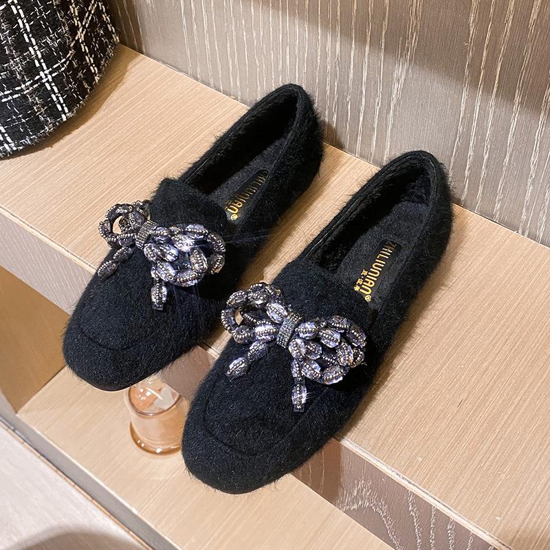 Fashion Crystal Bowknot Women fur flats winter warm plush cotton loafers female square toe beads strings mink fur moccasins big size 42