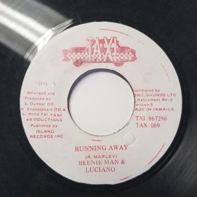 7-Zoll Schallplatte BEENIE MAN & LUCIANO - Running Away TAX069 Taxi Jamaica Reggae, Ska & Dub Gebraucht