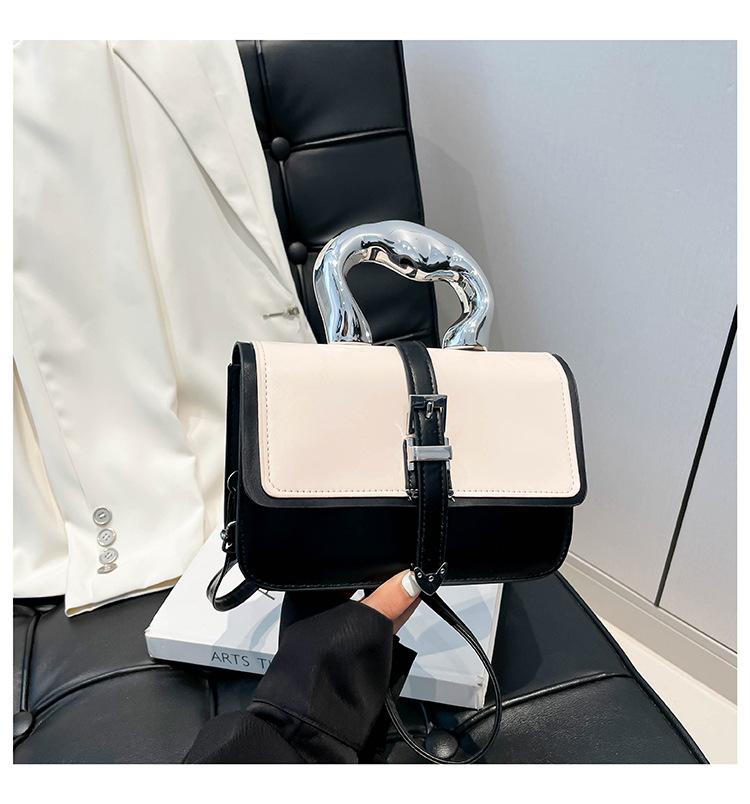 

Свежий сращивание новая мода модный на одно плечо кроссбоди портативная маленькая квадратная сумка женщина