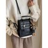 Niche design bag fashion backpack women's portable Korean version schoolbag retro travel backpack