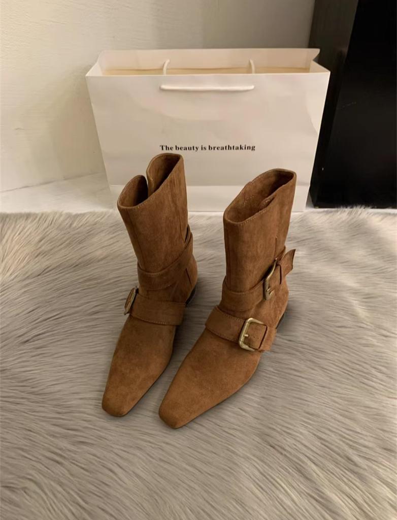2025 Korean version of the new niche design retro French short boots small square head western boots suede medium boots women's boots