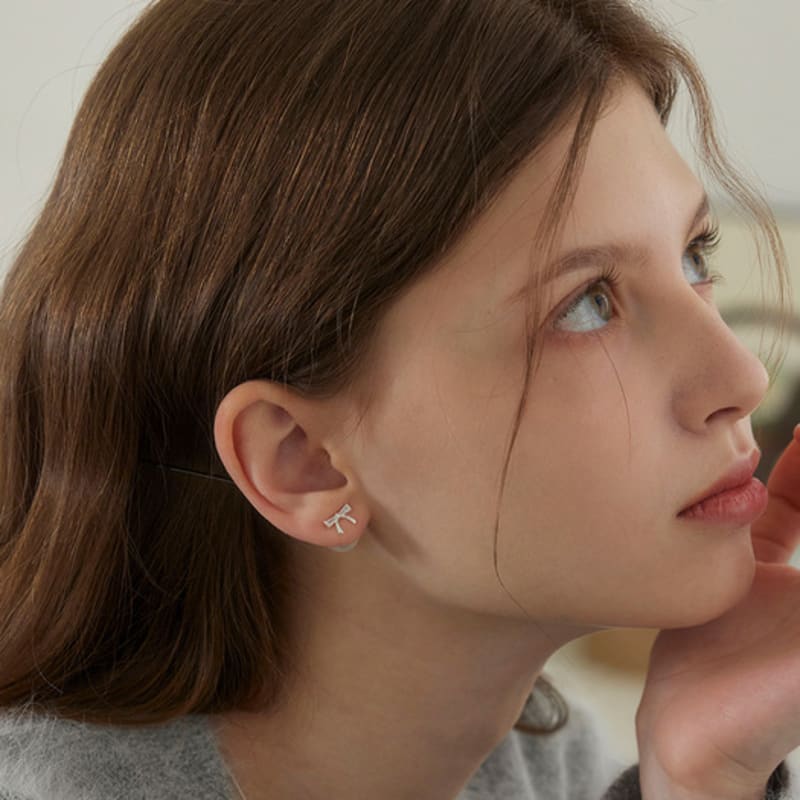 Murmur [925silver]Ribbon Pearl Clutch Earrings